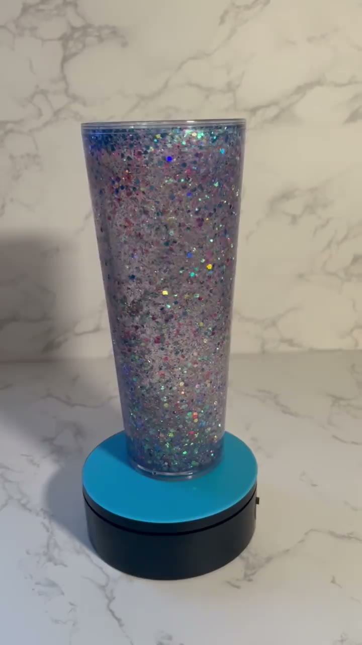 Medium Flow Glitter snowglobe cup